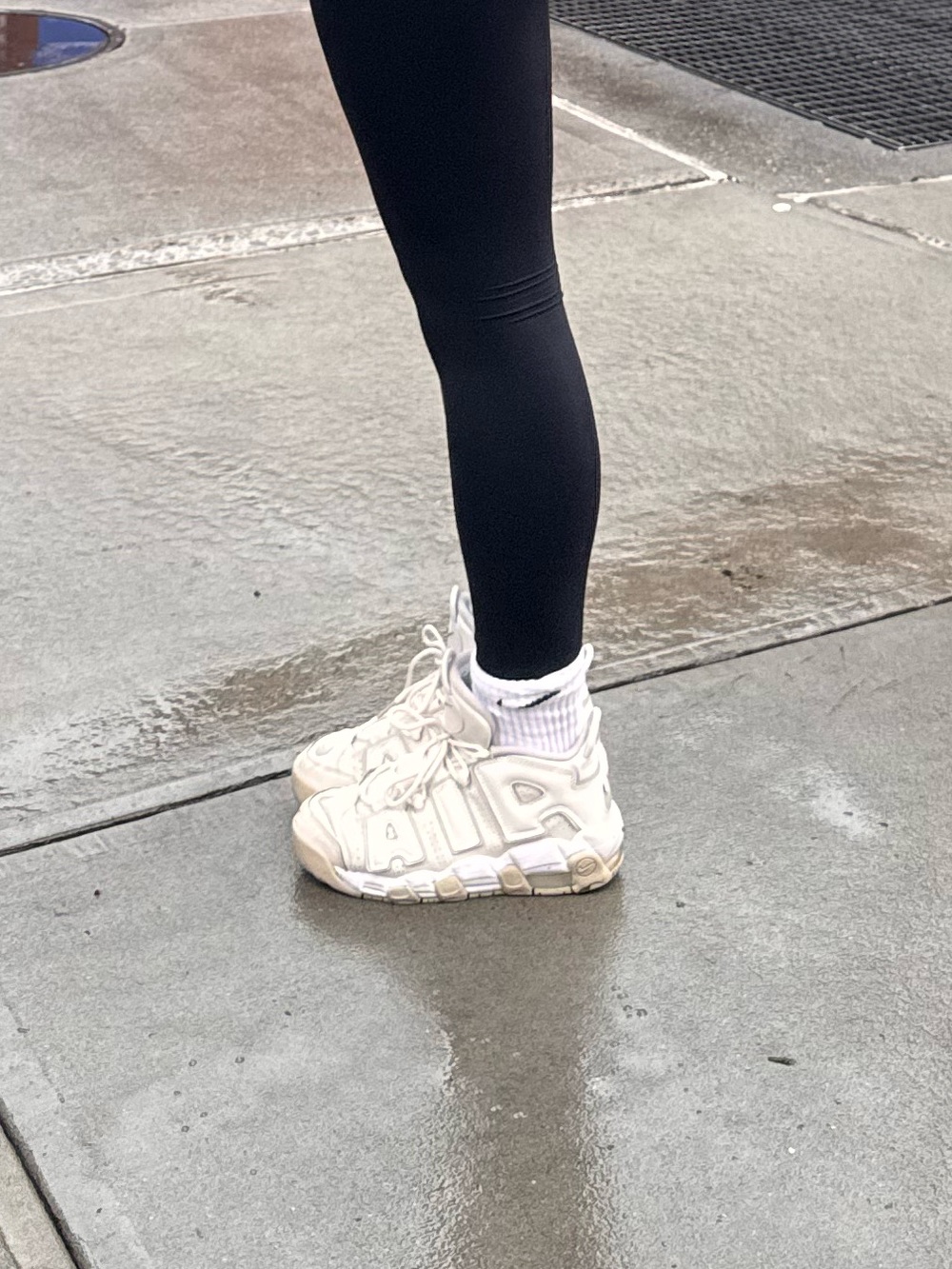 Nike Cream Women's Sneakers with Beige Accents